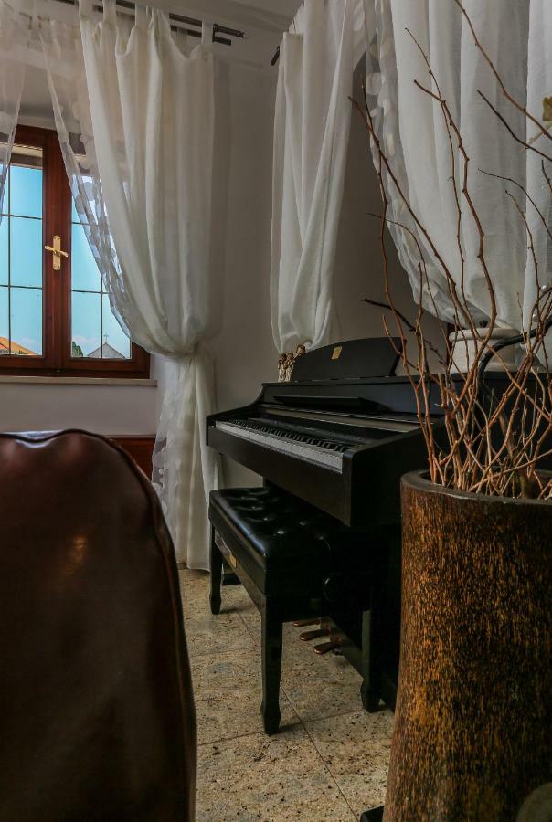 Vila Magdalena Supetar Kültér fotó
